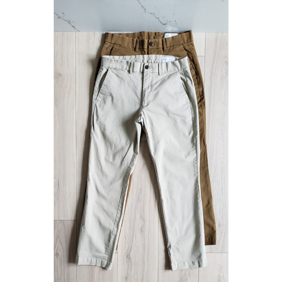 * SOLD * Gap Pant Lot of 2 Men 31x30 Straight Performance Khaki Brown Chino - Picture 1 of 10